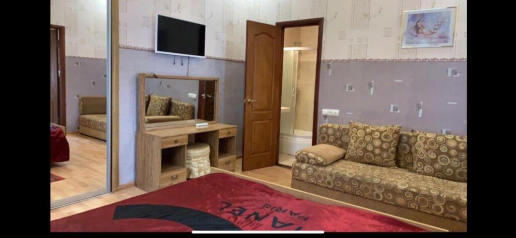 Евпатория: Гостевой дом улице Бартенева