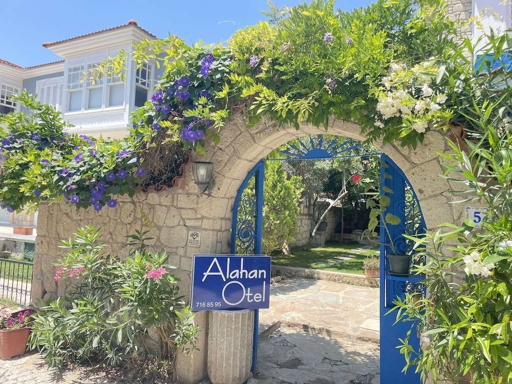 Измир: Alahan Otel
