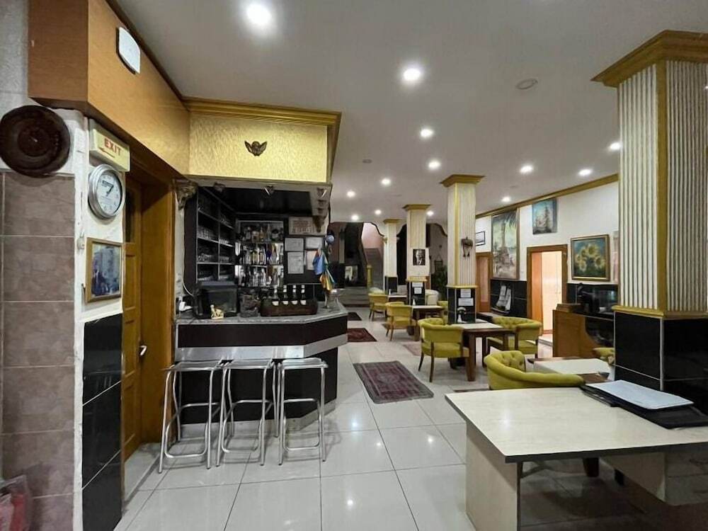 Измир: Vatan Otel
