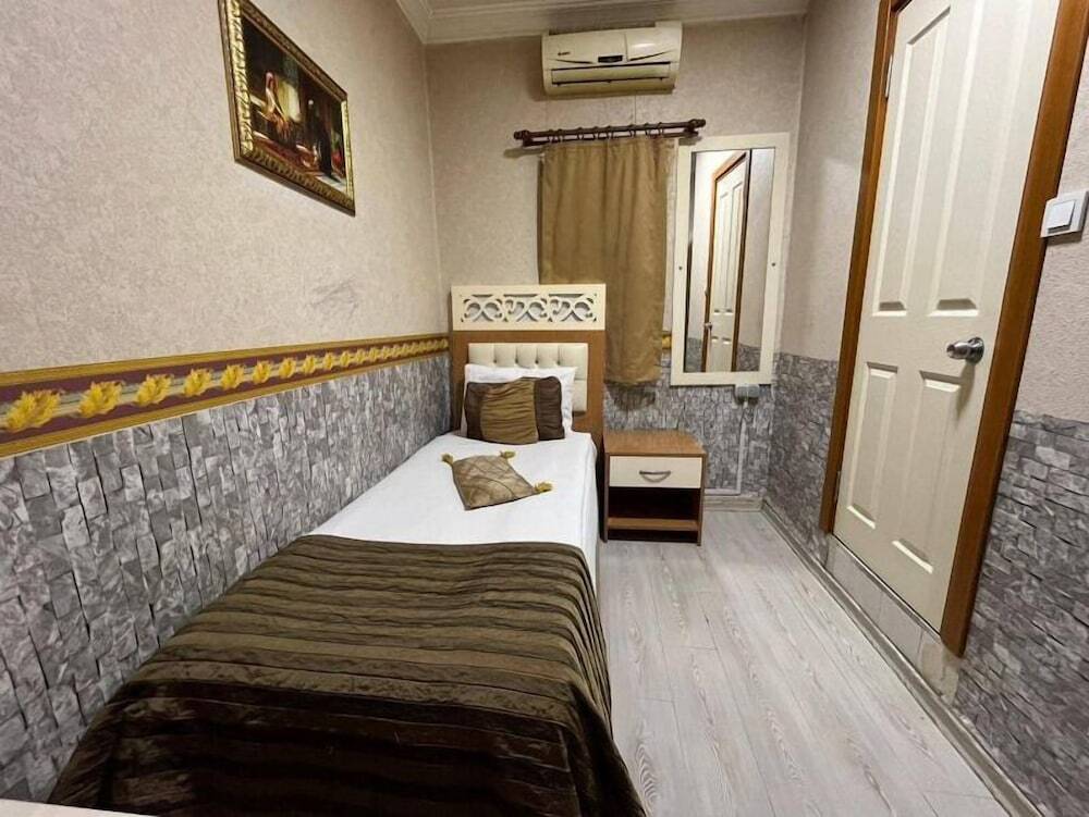 Измир: Vatan Otel