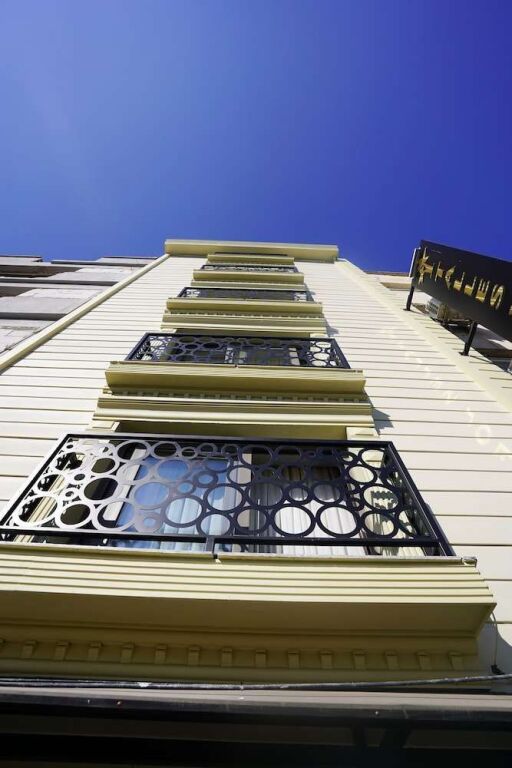 Измир: Talles Loft Hotel