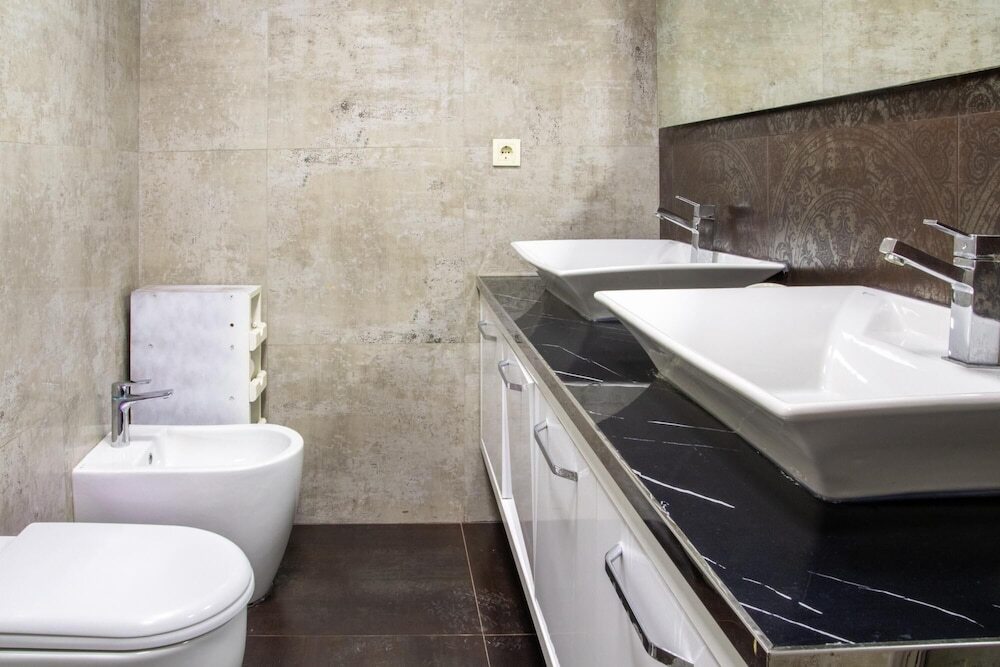 Magnificent Flat With Jacuzzi In Karsiyaka — фото 3