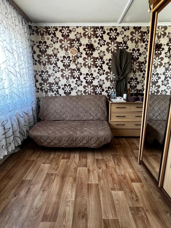 Новокузнецк: Трехкомнатные Апартаменты в Центре Новокузнецка