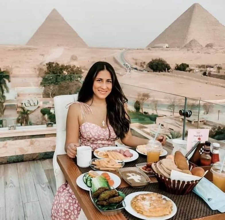 Гиза: Rayan pyramids view