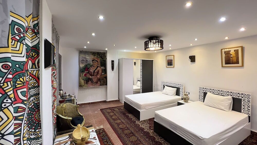 Гиза: Osiris pyramids view inn