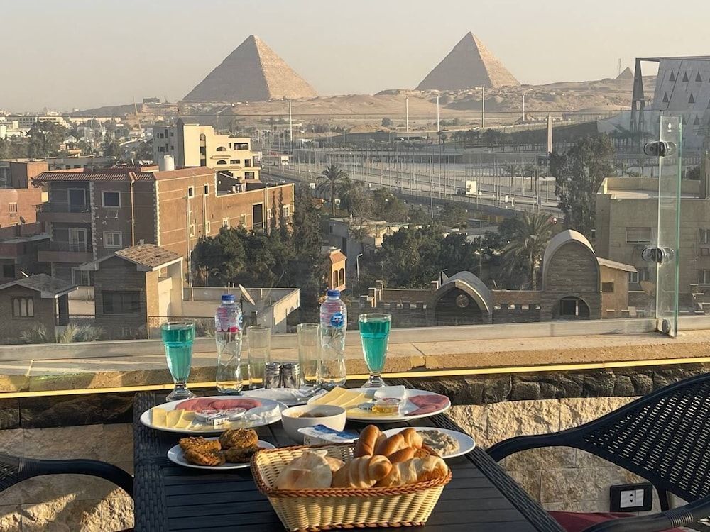 Jewel Grand Museum  Pyramids View — фото 1