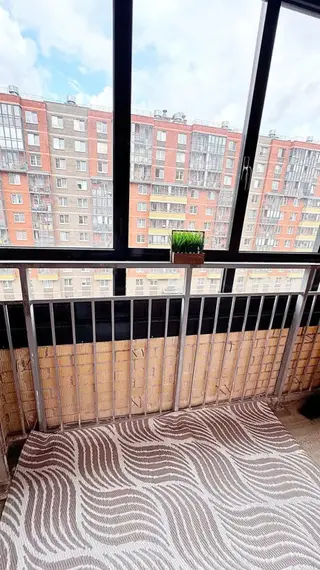 Апартаменты Ижора Апарт в ЖК Новое Колпино с красивым балконом — фото 3