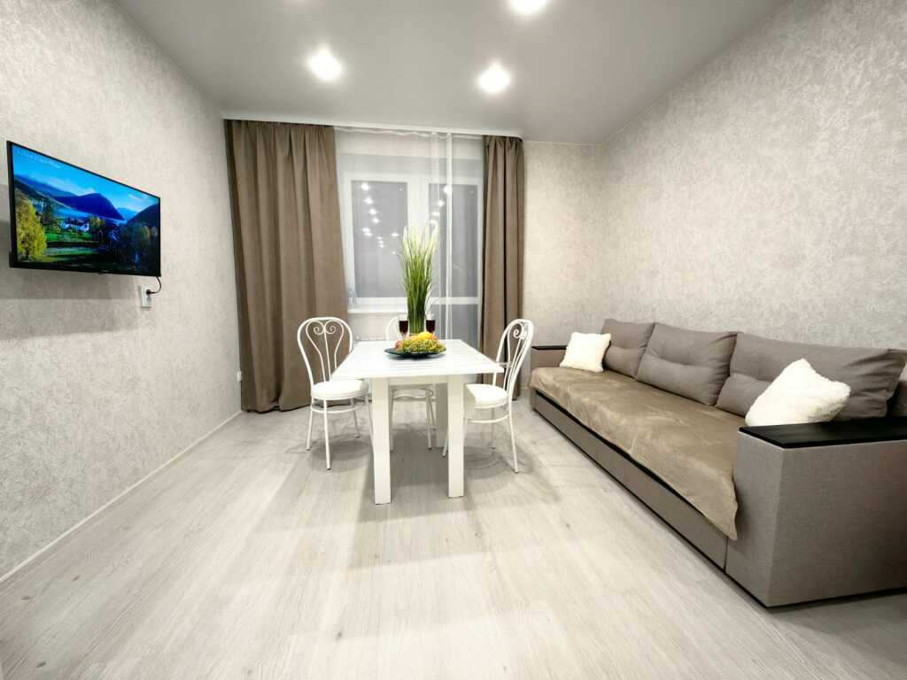Северодвинск: Апартаменты LikeHome на ул. Ломоносова, 3