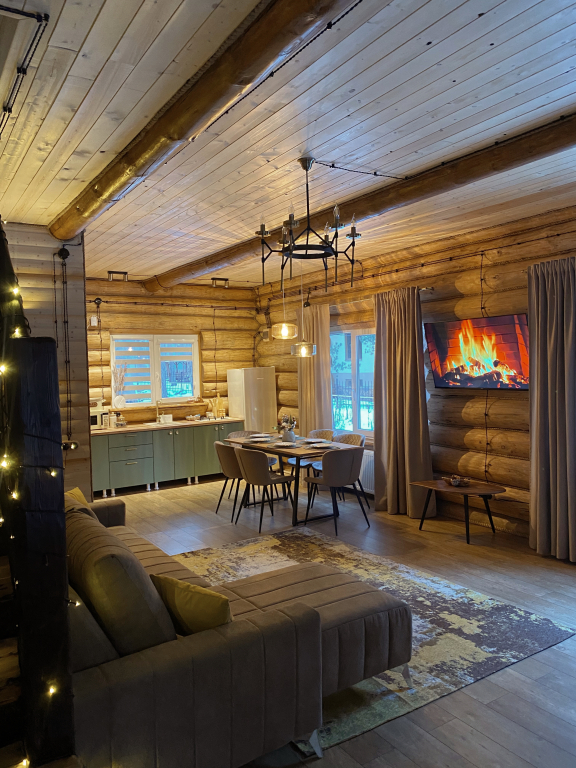 Ksisyuryulgen: Гостевой дом Kingswood Elbrus