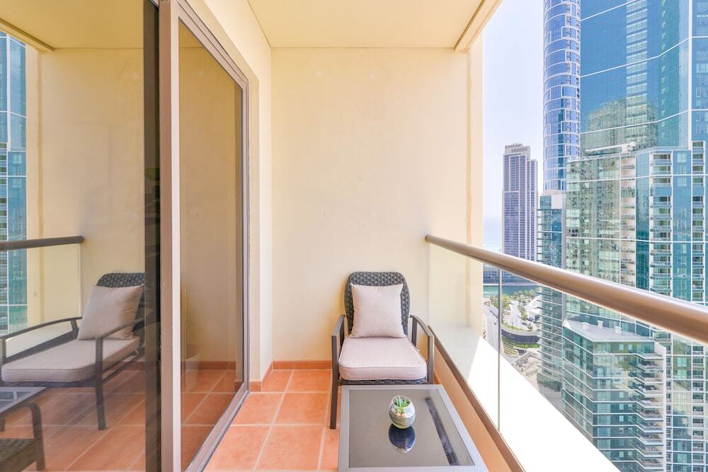 Дубай: Luxury JBR - Full Sea View - Free Beach Resorts Access