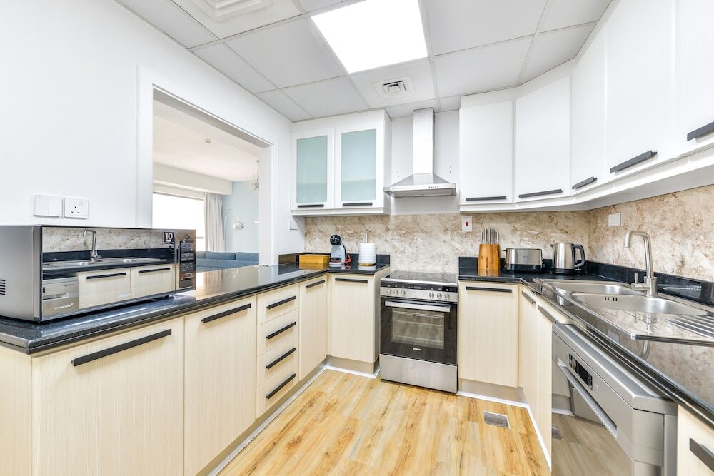 Дубай: Luxury JBR - Full Sea View - Free Beach Resorts Access