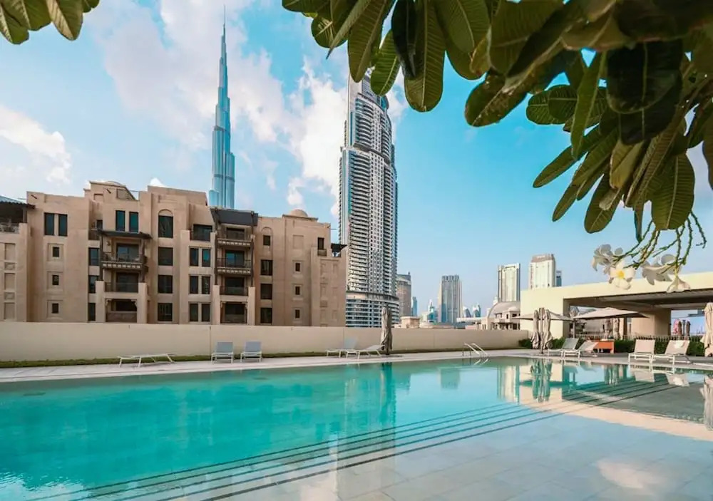 Дубай: EDEN'S Homes & Villas - Burj Royale