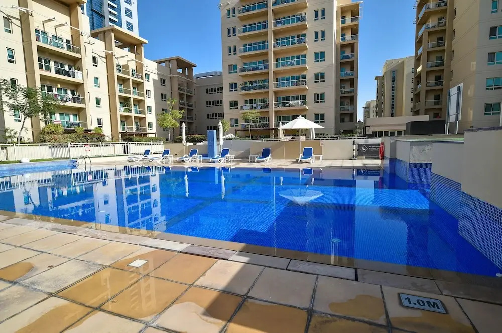 Дубай: 1 Bedroom Pool View Apartment - OAS