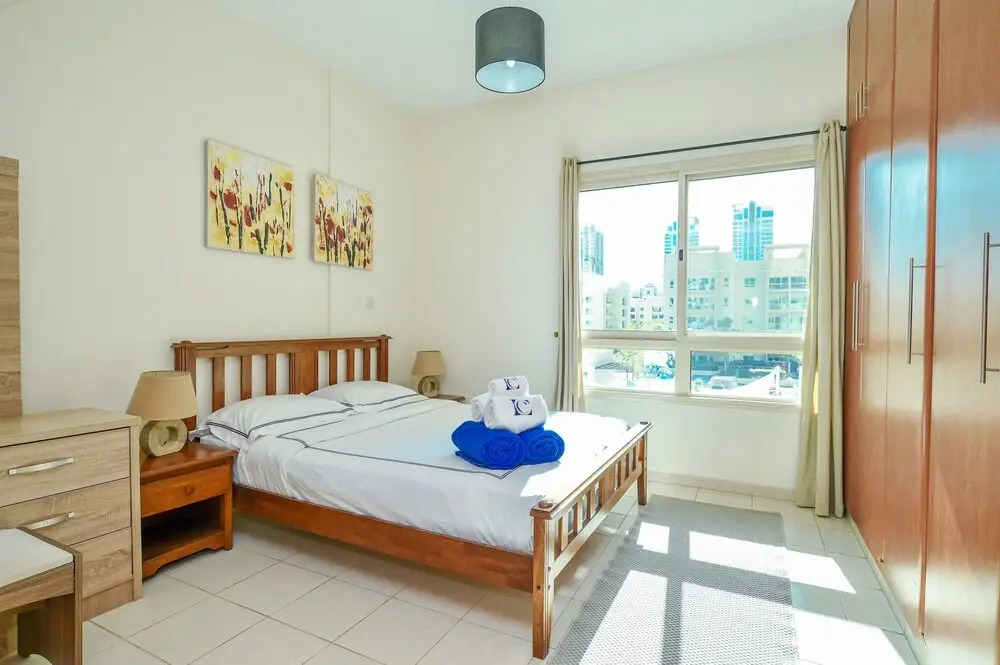 Дубай: 1 Bedroom Pool View Apartment - OAS