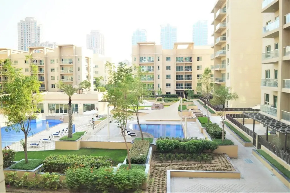 Дубай: 1 Bedroom Pool View Apartment - OAS