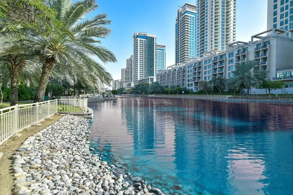 Дубай: 1 Bedroom Pool View Apartment - OAS