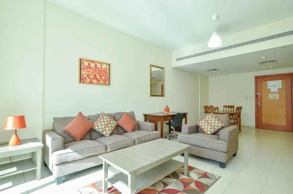 Дубай: 1 Bedroom Pool View Apartment - OAS