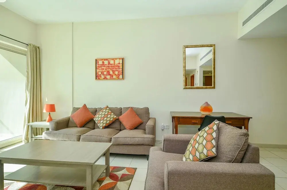 Дубай: 1 Bedroom Pool View Apartment - OAS