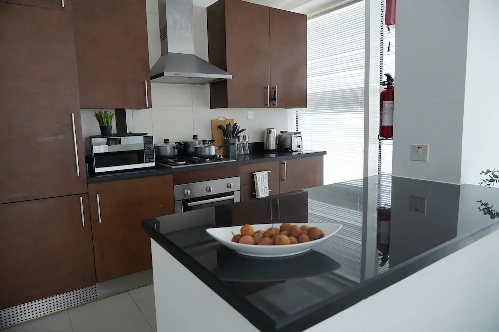 Дубай: SuperHost- Next to Dubai Canal   Elegant 1 BR   Business Bay