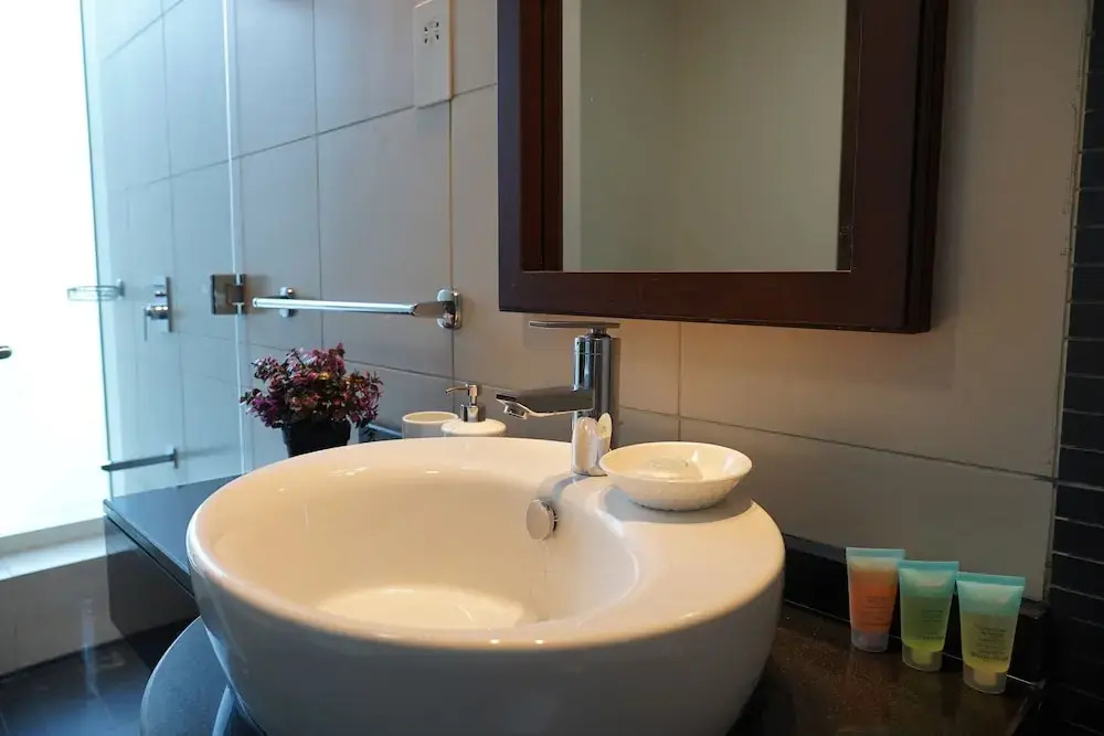 Дубай: SuperHost- Next to Dubai Canal   Elegant 1 BR   Business Bay
