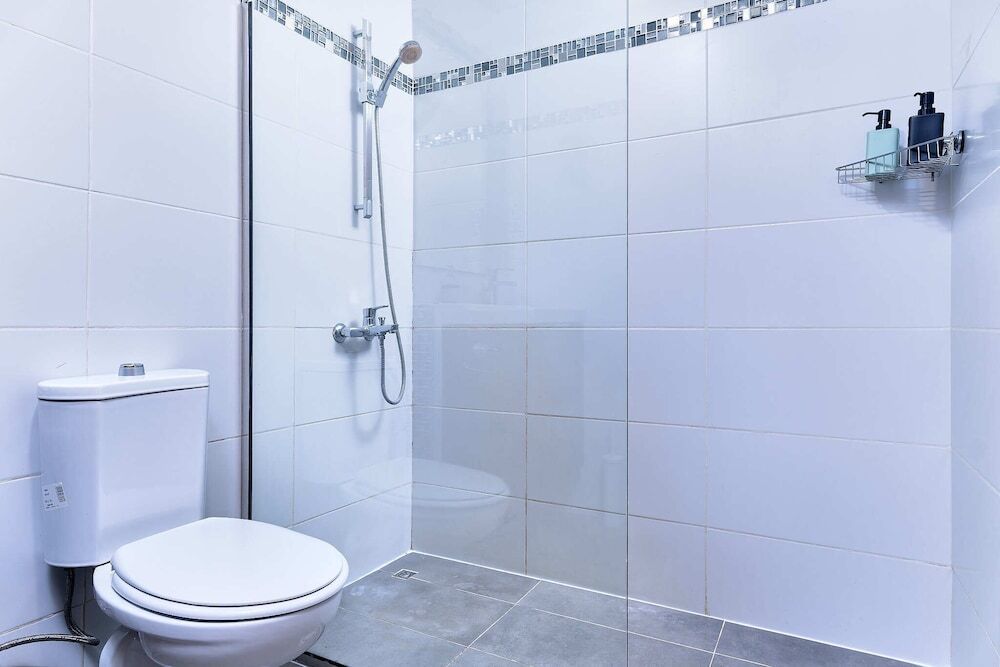 Дубай: Cozy 1BR apartment Marina Crown
