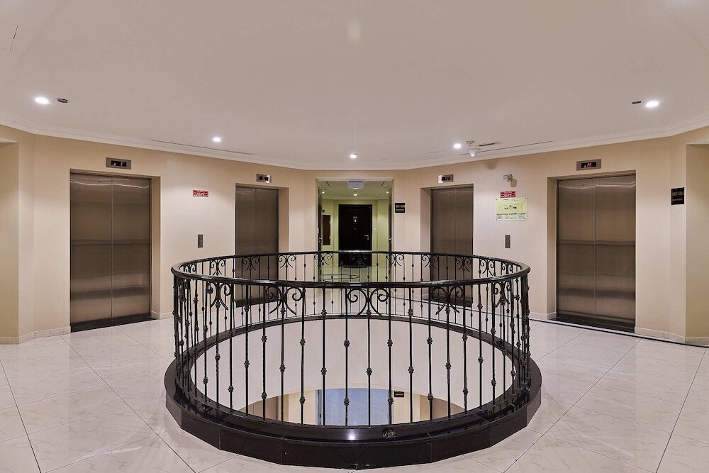 Дубай: Cozy 1BR apartment Marina Crown