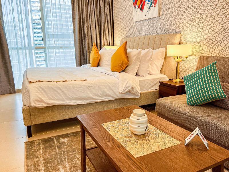 Дубай: Cosmos Living - Paramount Hotels