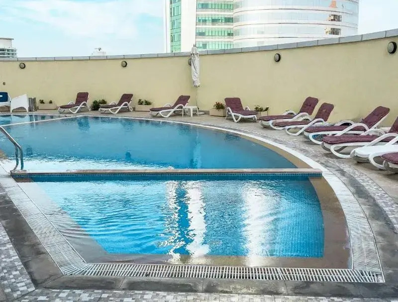 Дубай: Cosmos Living - Paramount Hotels