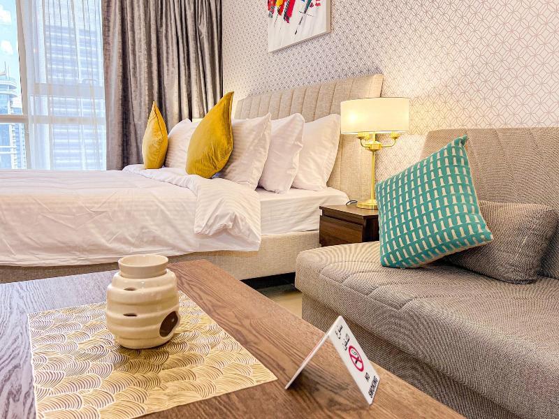 Дубай: Cosmos Living - Paramount Hotels
