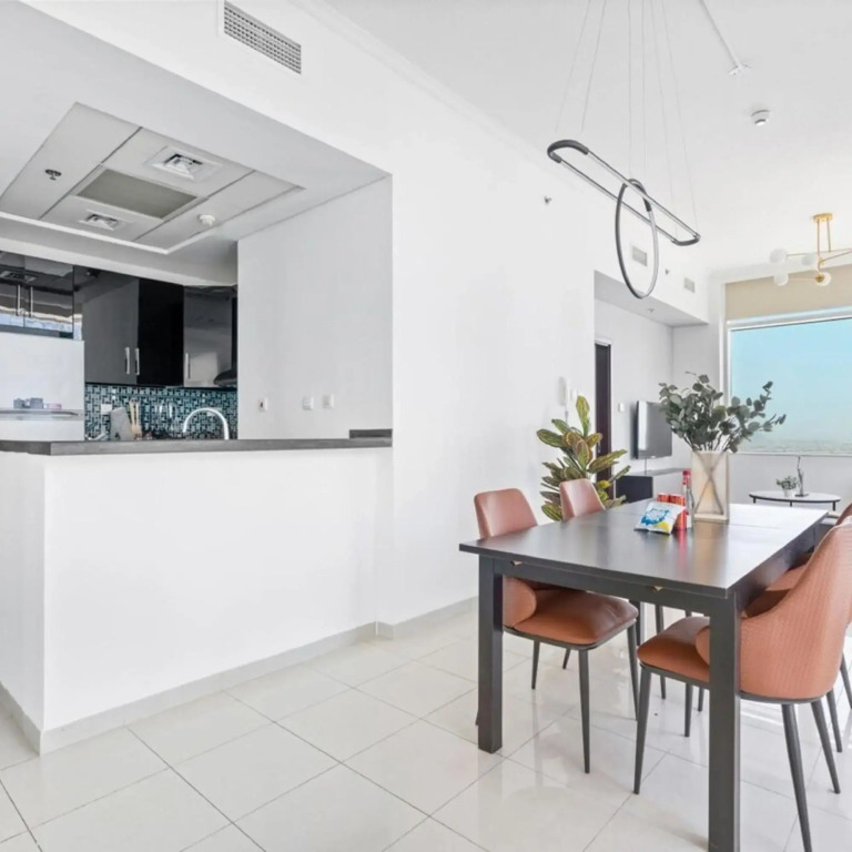 Дубай: Beautiful 1BR with sunset view