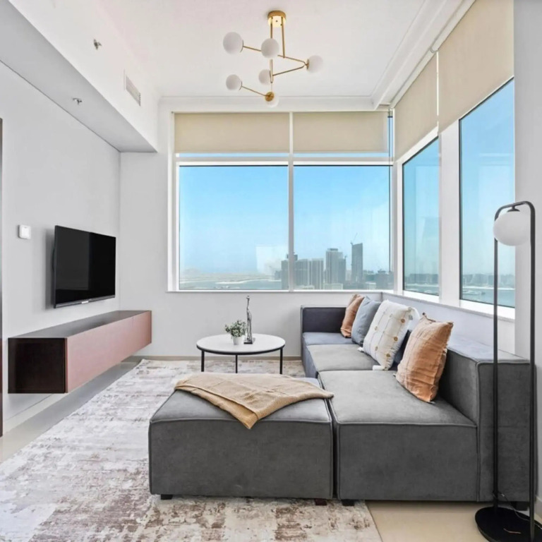Дубай: Beautiful 1BR with sunset view