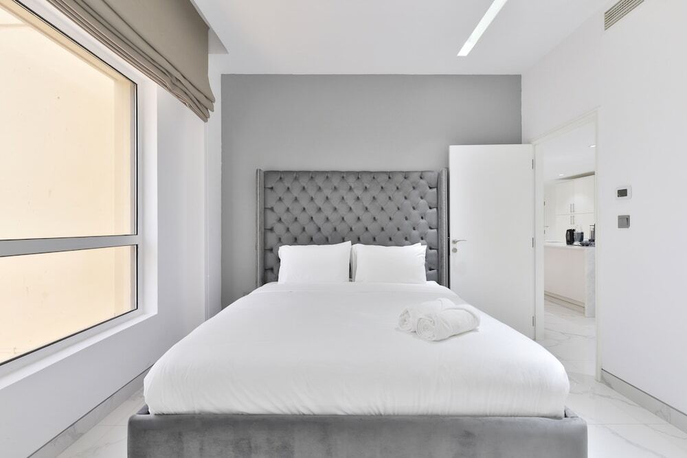 Дубай: Beachside Bliss - Luxurious 2BR in JBR