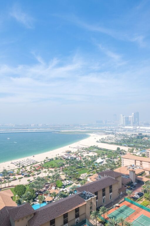 Дубай: Beachside Bliss - Luxurious 2BR in JBR