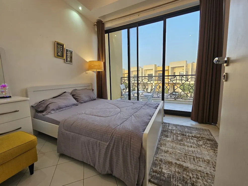 Дубай: Amazing One-bedroom Villa Townhouse