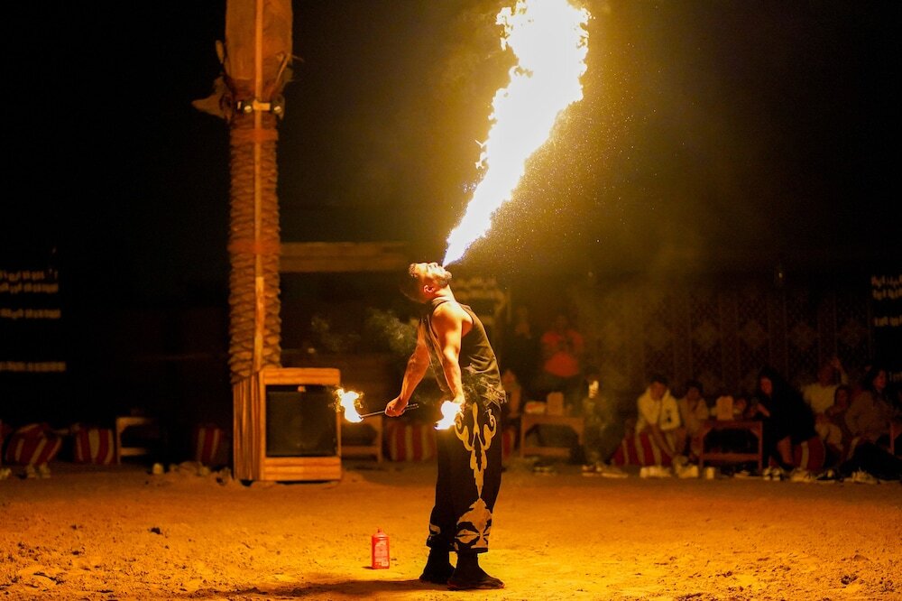 Дубай: Al Marmoom Oasis "Luxury Glamping & Bedouin Experience