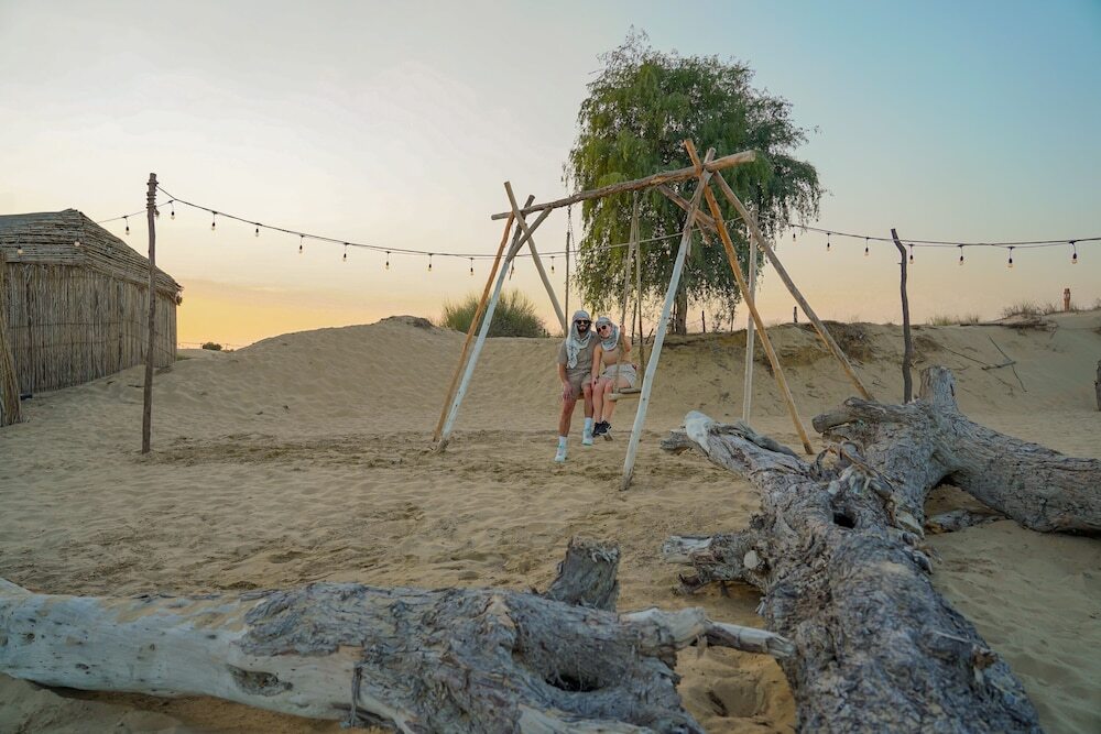 Дубай: Al Marmoom Oasis "Luxury Glamping & Bedouin Experience
