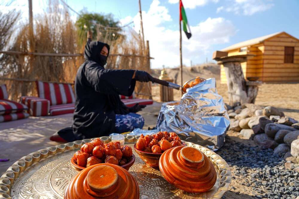 Дубай: Al Marmoom Oasis "Luxury Glamping & Bedouin Experience