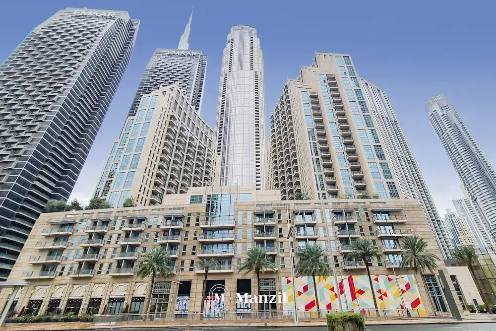 Дубай: Manzil -Cozy 1BR Apt w/ Downtown Skyline Burj View
