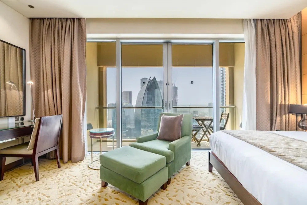 Дубай: Luxe Address Dubai Mall Studio Burj Sea Views