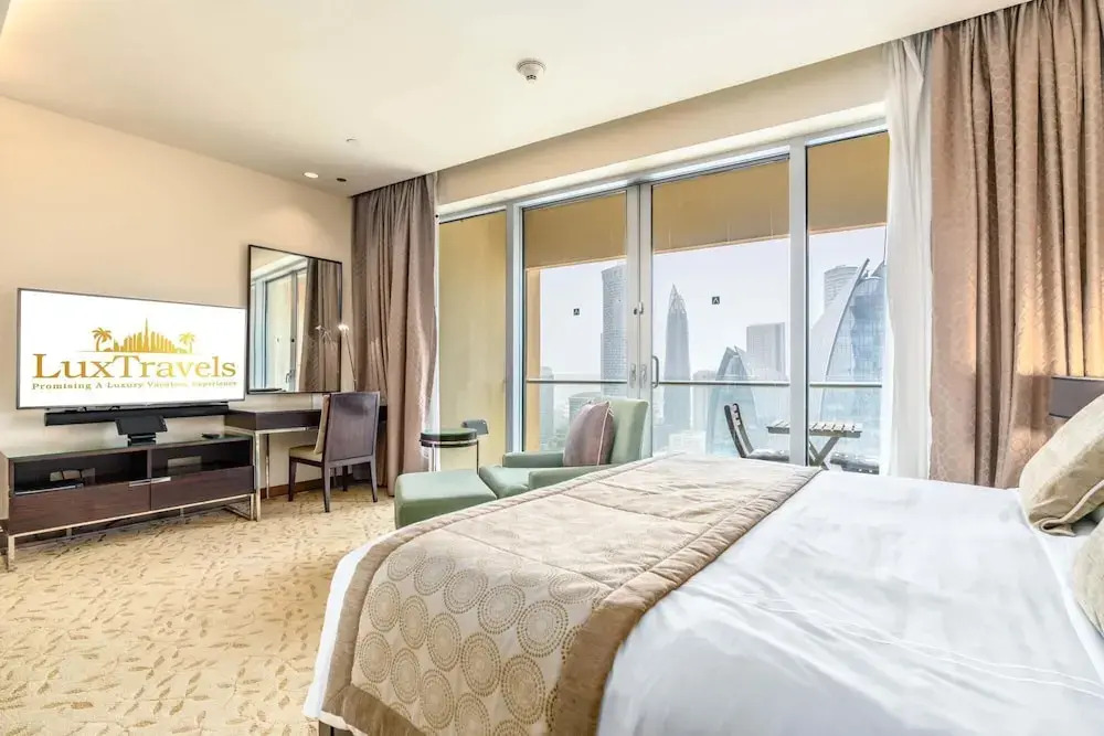 Дубай: Luxe Address Dubai Mall Studio Burj Sea Views