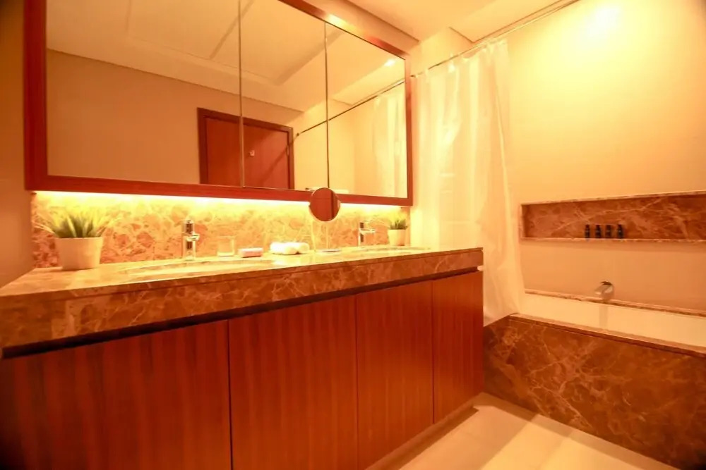 Дубай: Golf Course Views 3BR Vida Hills Weekly Cleaning