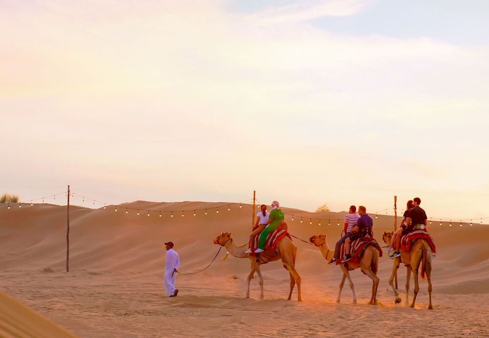 Дубай: Al Khayma Camp "Elite Glamping & Dining in Experience"