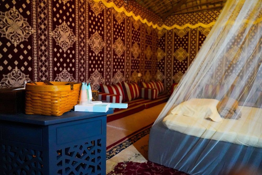 Дубай: Al Khayma Camp "Elite Glamping & Dining in Experience"