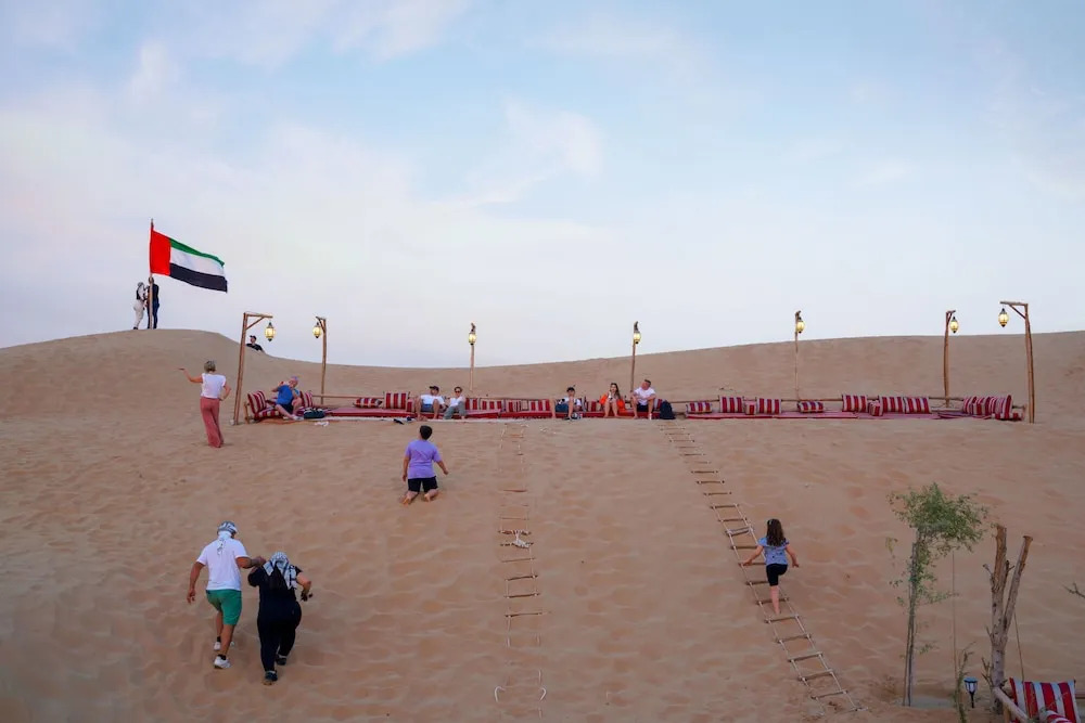 Дубай: Al Khayma Camp "Elite Glamping & Dining in Experience"