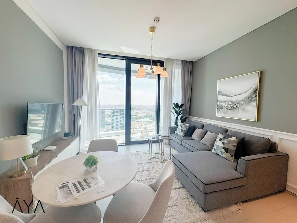 Дубай: Aya - Ideal 1BR Apartment in the Heart of new Dubai
