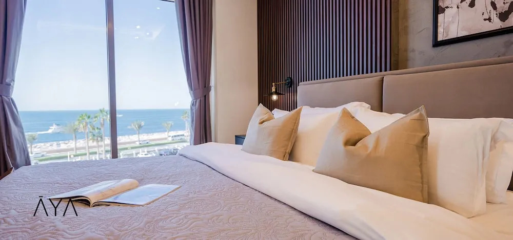 Дубай: Aya - Apt. in Palm Jumeirah with Breathtaking Sea Views