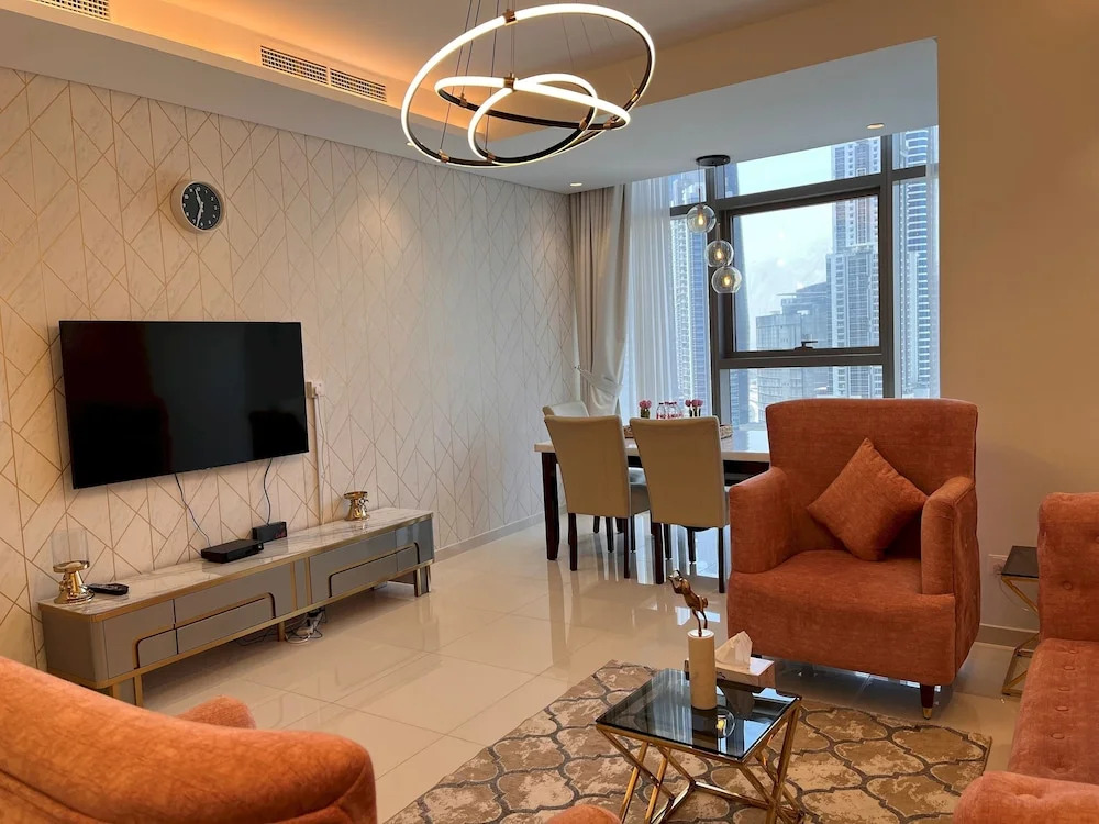 Дубай: Elegant 2 BHK Paramount Tower City View