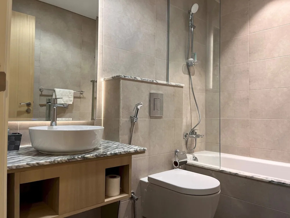 Дубай: Elegant 2 BHK Paramount Tower City View
