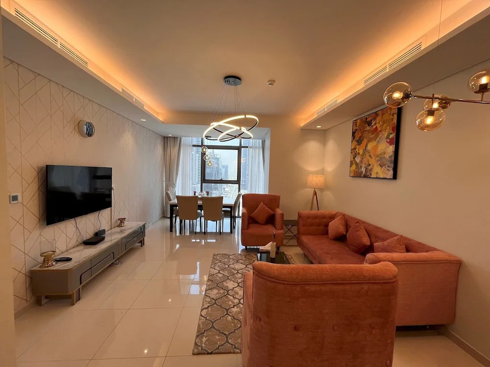 Дубай: Elegant 2 BHK Paramount Tower City View