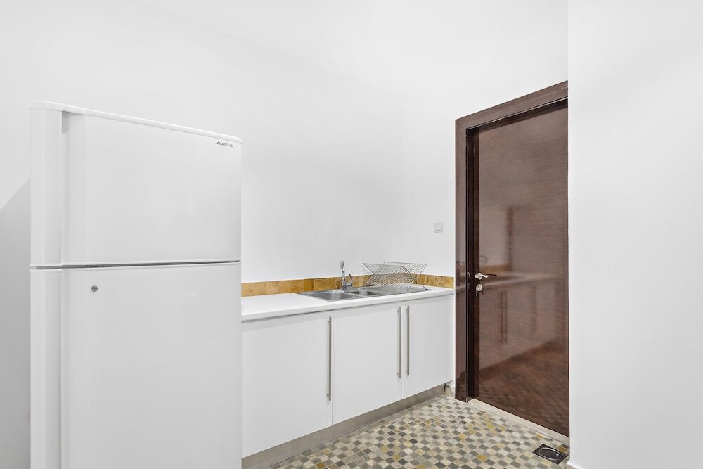 Дубай: WelHome - Urban Retreat With Terrace And City Views